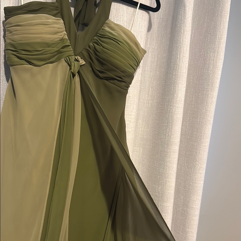 Signature by Sangria Green High-Low Halter Dress - Picture 5 of 8